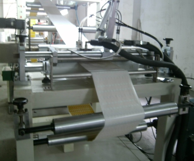 熱熔膠機(jī)貼合機(jī)設(shè)備1000mm寬幅貼合機(jī)