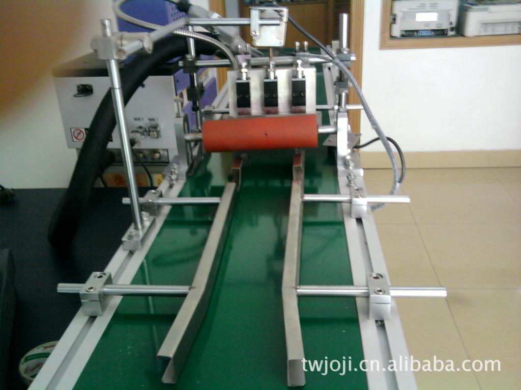 泡棉塗怖上膠機(jī)